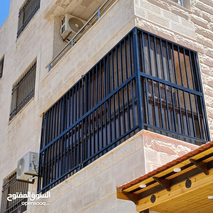حداد متنقل  تفصيل جميع الأبواب والحمايات ولمعرشات ولصيانه العامه