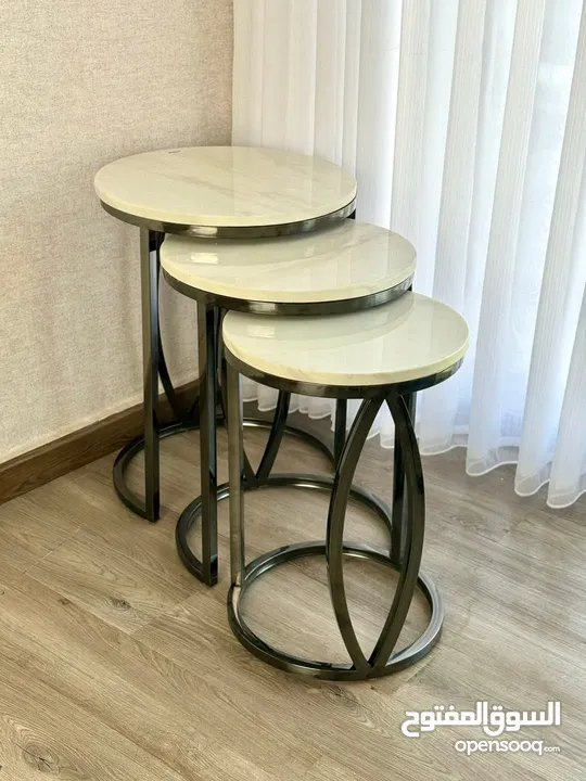 طربيزات لغرف القعدة والضيوف بتصاميم عصرية مميزة وفاخرة