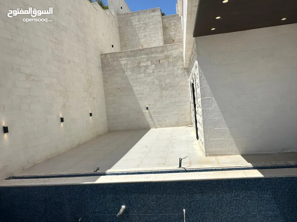 Villa for sale in Dabouq ( Property 42660 )-174782798