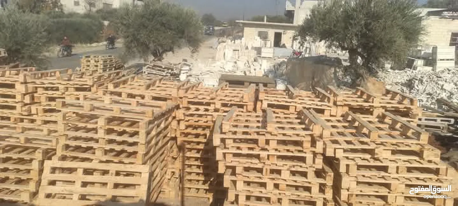 شراء وبيع طبالي خشب وبلاستك، شو في عندك رن وانشاء الله خير
