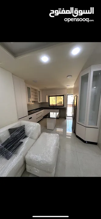 شقة جديدة غير مسكونة للبيع في طبربور مع مكيفات جداد و مطبخ راكب