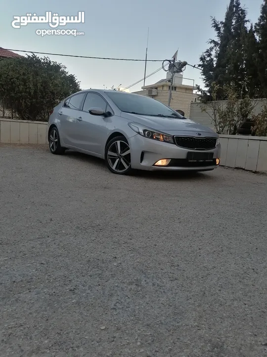 كيا K3 / ماتور 1600 / ديزل اقتصاديه الأكثر طلبا / موديل 2017 /اصل كوري