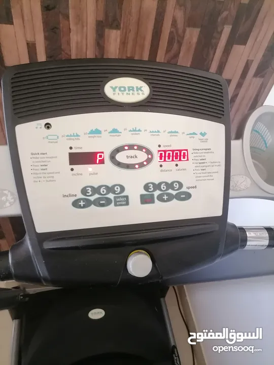 Treadmill for sale /جهاز المشي