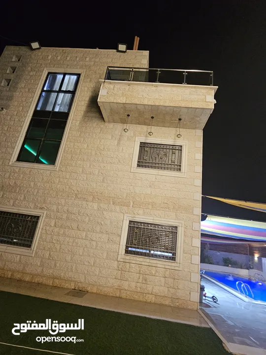 فيلا فخمه ومميزه للإيجار