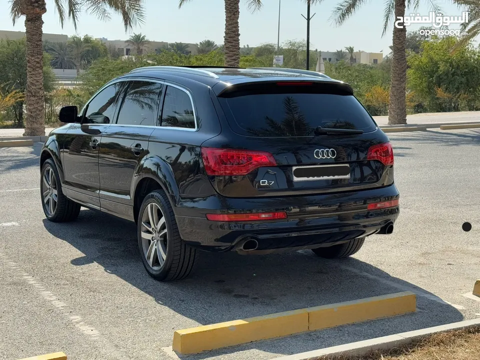 Audi Q7 2013 (Black)