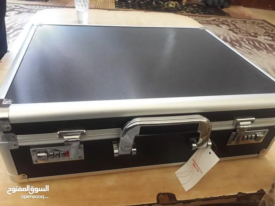حقيبة دبلوماسية برقم سري وارد اوروبا وكاله