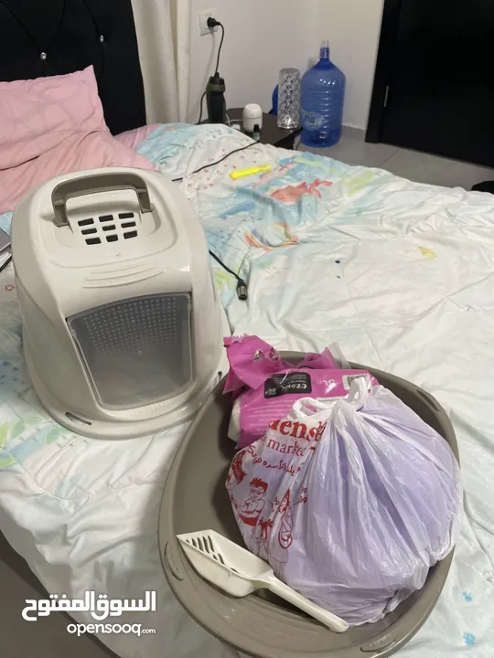 لتر بوكس للبسس نضيف كتير فش فيه ولا خراب و الرمل نظيف نظيف