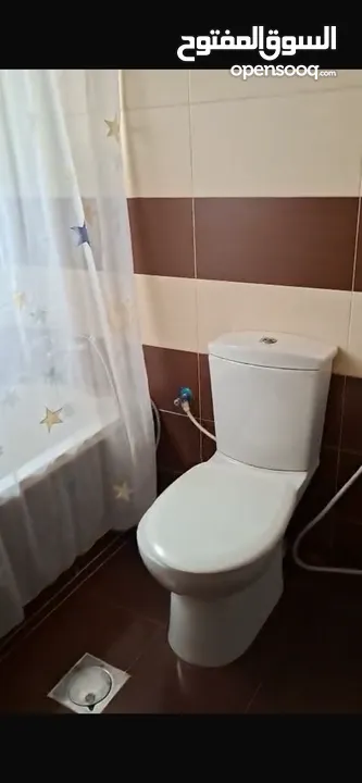 شقه شبه ارضي مفروشه للبيع مرتبه مشمسه باسكان البيدر راقي قريبه جدا عالمدارس والسوبرماركت والجامع