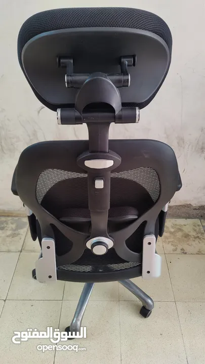 كرسي مكتبي اصلي جودة عالية طبي للجلسات الطويلة حركات متنوعة