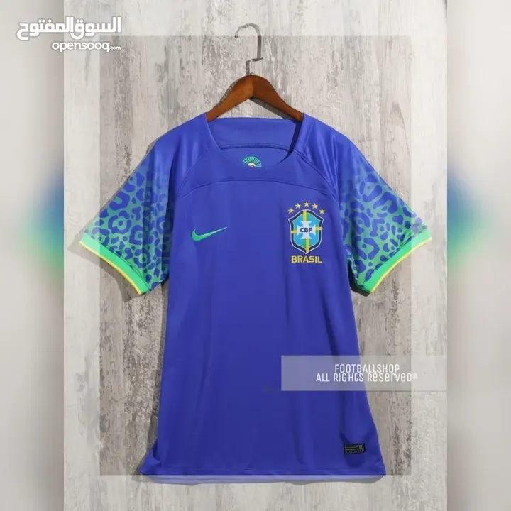 مجسمات ملاعب كرة قدم تيشرتات كرة قدم