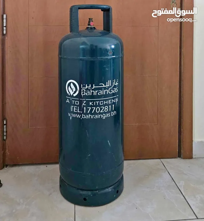 gas cylinder