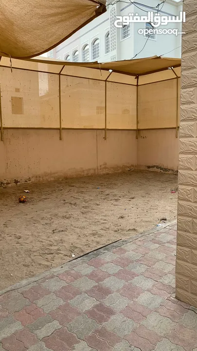 فيلا للايجار في العذيبة - Villa For Rent in Al Azaiba
