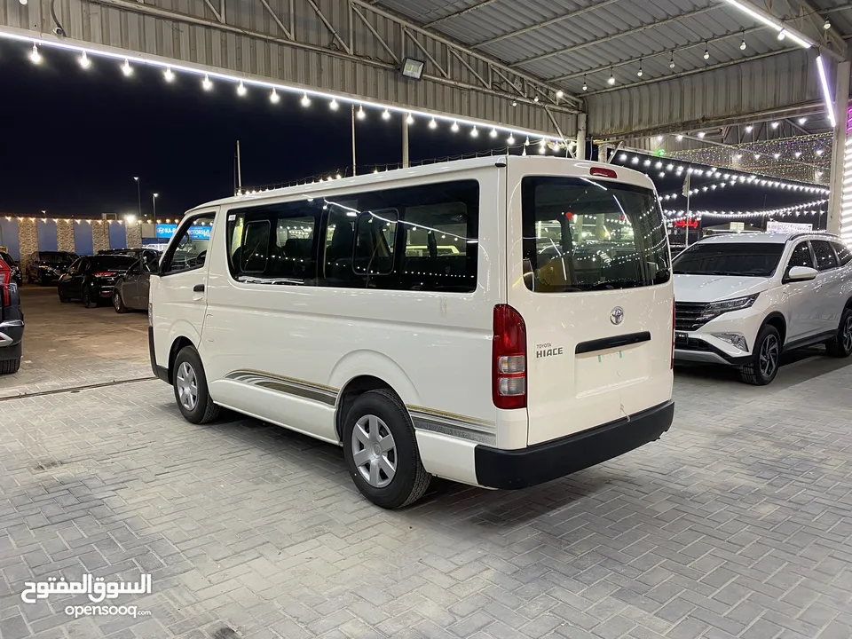 Toyota Hiace 2023 NEW 14 seats