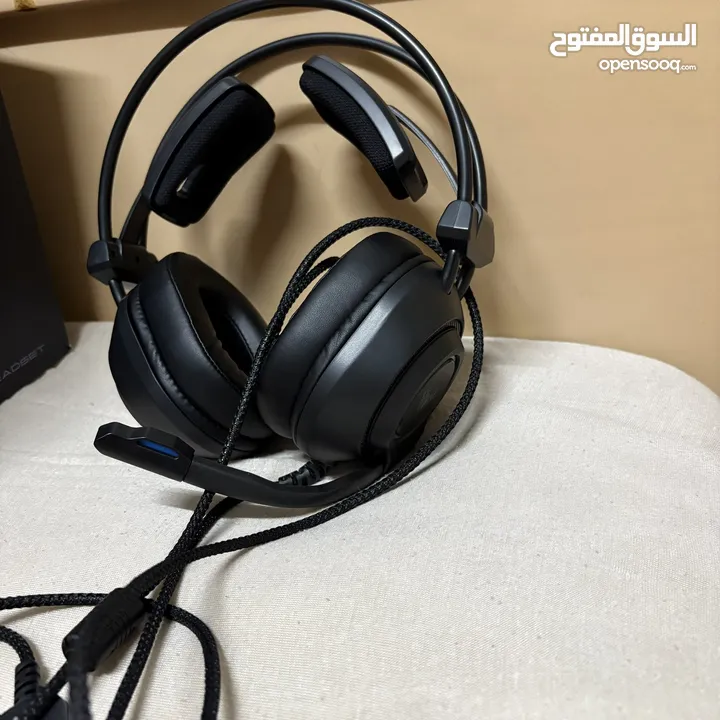 سماعات جيمنج شبه جديد مستعملة استعمال نظيف