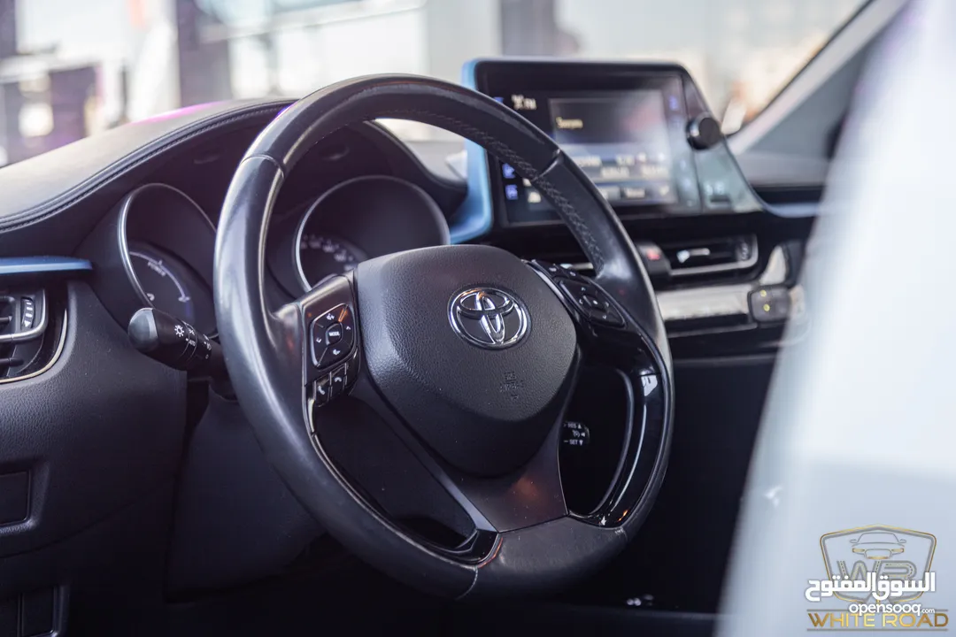 Toyota C-hr 2019   يمكن التمويل بالتعاون مع المؤسسات المعتمدة لدى المعرض