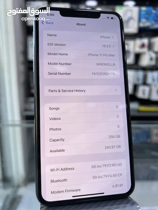 Used iPhone 11 Pro Max (256) GB  ايفون 11 برو ماكس مستعمل بحالة ممتازة  غير مفتوح او مبدل اي قطع ابد