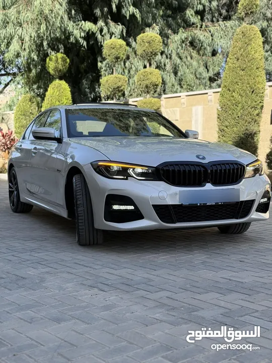 BMW 330e ترخيص 2022 ترخيص