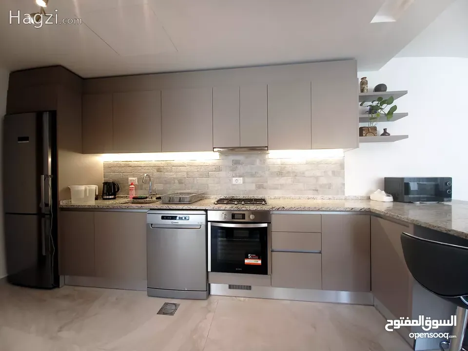 شقة مفروشة للإيجار في عبدون  ( Property 33946 ) سنوي فقط