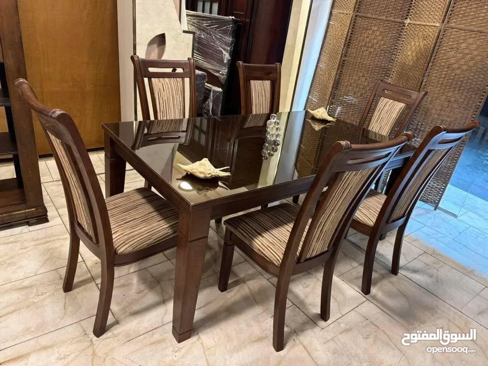 غرفة فة سفره 6 كراسي خشب بلوط وتك