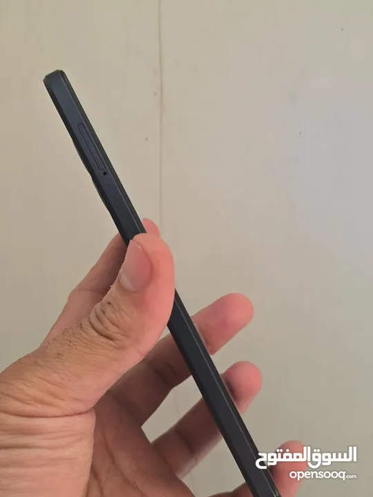 موتورولا G84 مع 4 كفرات و5G وسعته 256 جيجا ورامه 12 وبعلبته