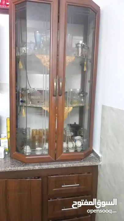 مجموعة اغراض للبيع