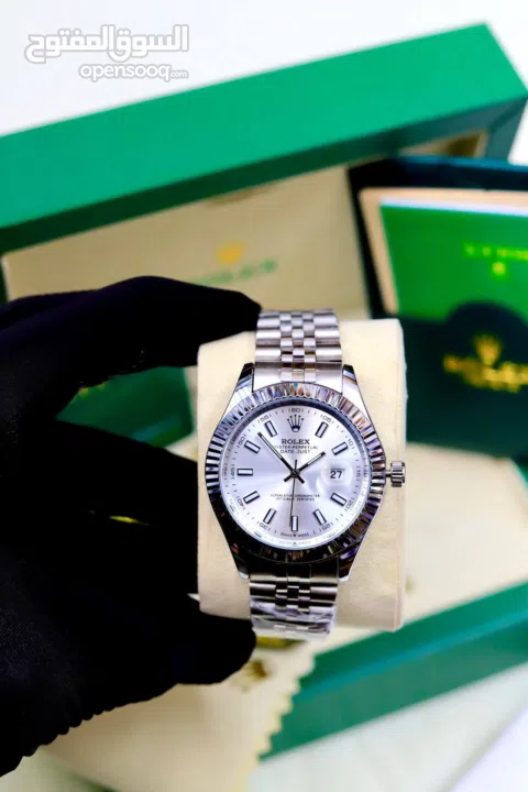 ساعات رولكس العالمية   مختومة