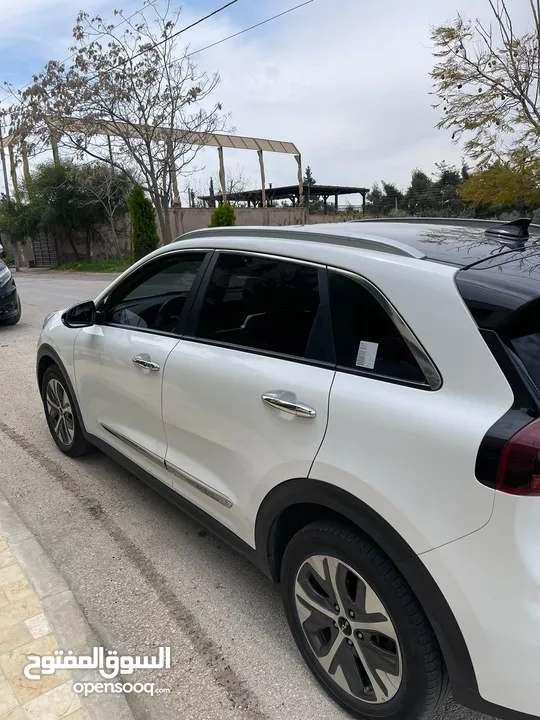 Kia Niro EV 2022 for sale نيرو كهربا22 للبيع  قابل للبدل