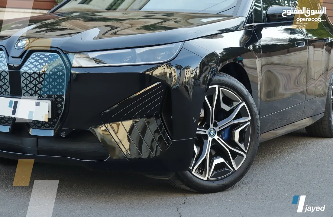 BMW IX M Package 2023 كهرباء مع إمكانية البدل بسياره