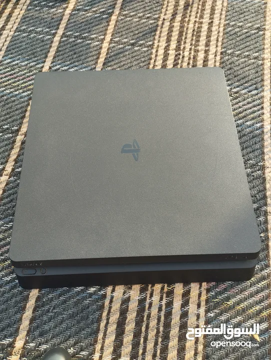PS4  للبيع بحالة ممتازة جدا