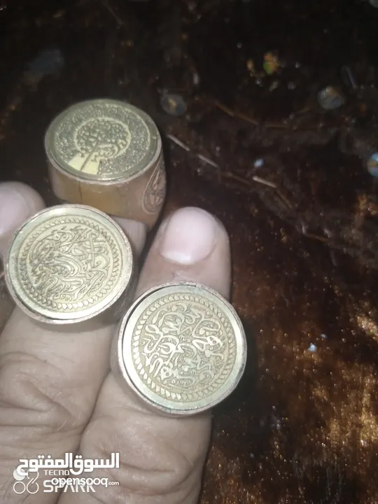 السلام عليكم خواتم نحاس قديم منقوشه  الخاتم الياقوت في زئبق من الداخل فرصه للهواه التسليم في الاردن