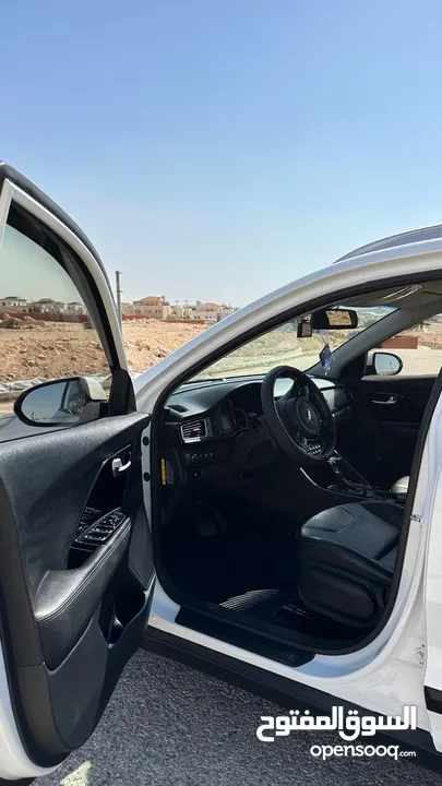 كيا نيرو هايبرد موديل 2018 وارد كوريا كلين تايتل فحص كامل.  Kia Niro hybrid 2018 Korean spec.