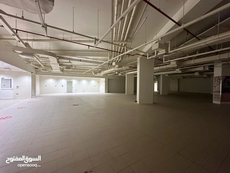 1000 SQM Spacious Retail Shop for Rent