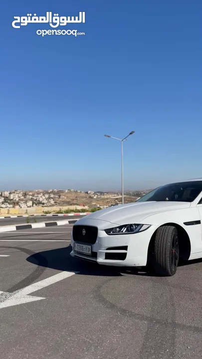 Jaguar XE 2019