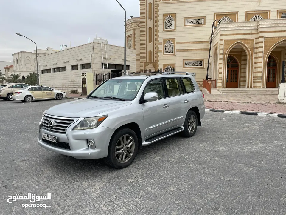 2014جيب لكزس LX570