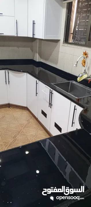 م  الرفاتي للعزل افي مواد الايبوكسي  نختص بجميع اعمال العزل  من منشآت صناعية وعزل أسطح المباني