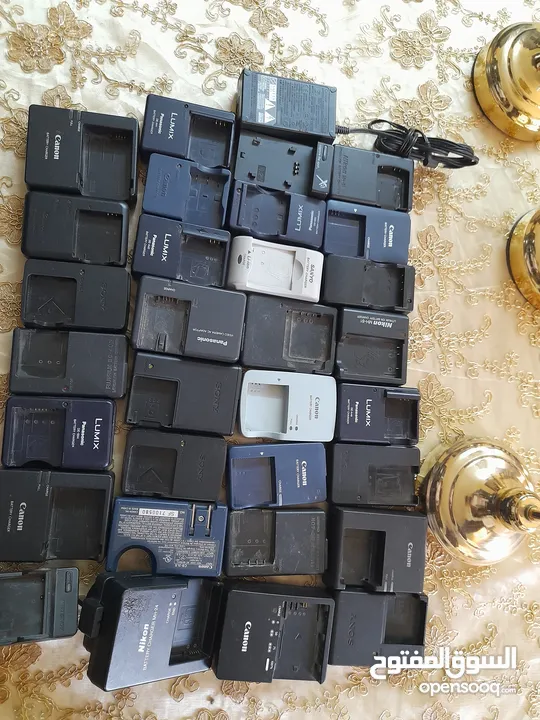 شواحن بطارية كاميرات انواع مختلفه