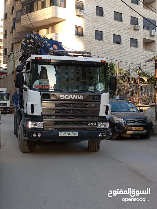 شاحنه سكانيا مديل 2003 ضبل حي  رافعه من نوع bm 385.5 مديا 2010