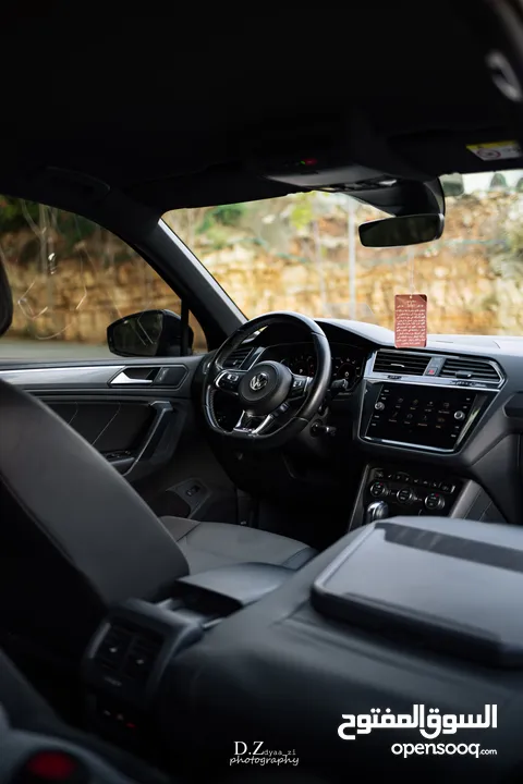 VW TIGUAN R_LINE  2000CC GASOLINE  4X4  امكانية البيع بدفعة اولى والباقي لغاية 4سنوات =48 شهر