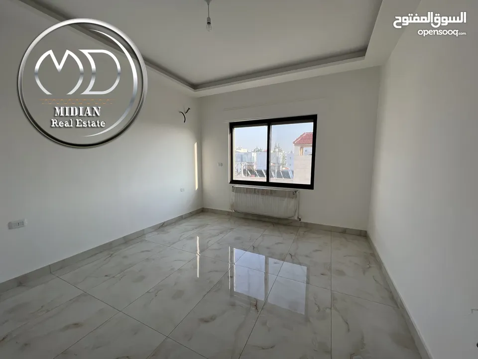 شقق ارضية و أخير مع روف جديدة للبيع ضاحية الامير راشد مساحات 175م  & 200م مع تراسات بسعر مميز جداً