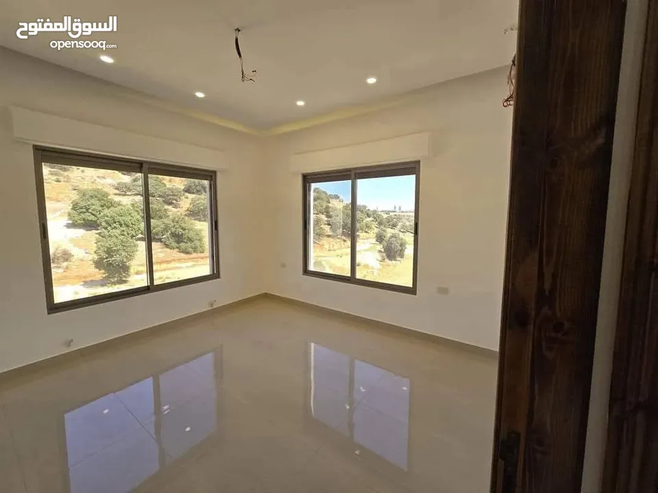 شقة جديدة لم تسكن دابوق بمساحة 220م