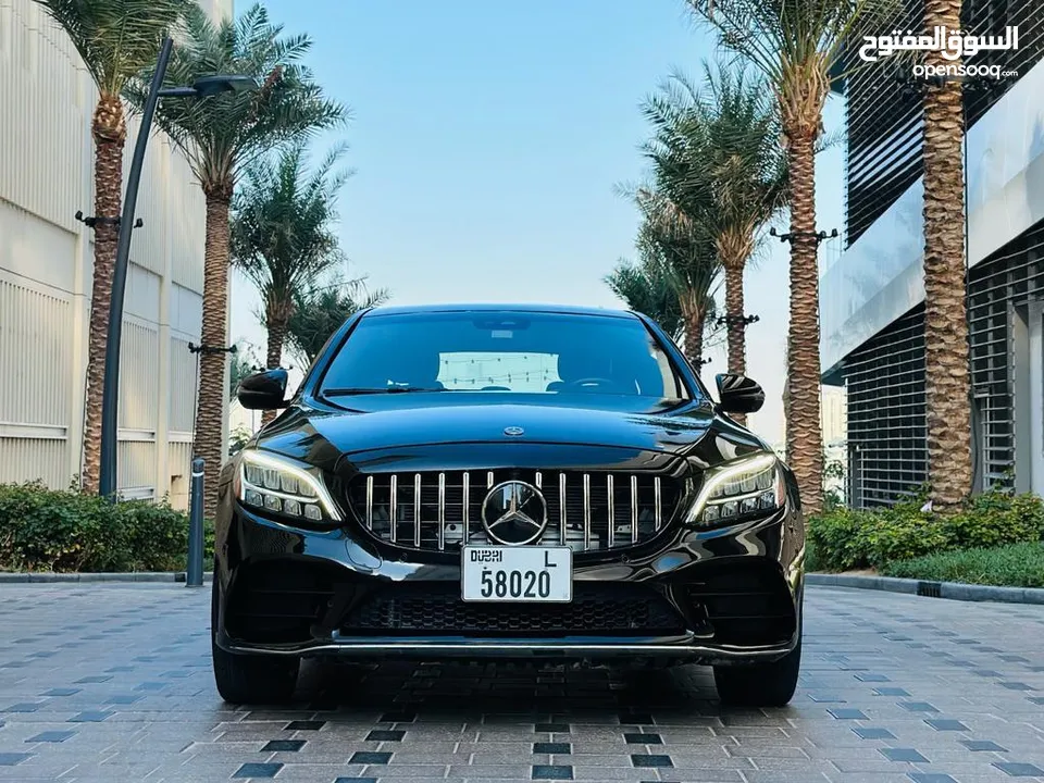 مرسيدس C300بحالة ممتازة فل مواصفات 2021