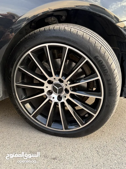 مارسيدس E220 ترخيص 2019/ترخيص لغايه5/10/2026 محرك 2000 ديزل