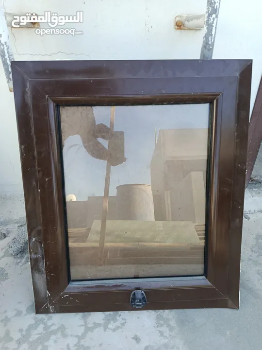 **للبيع نوافذ وأبواب  (دبل قلاص)**