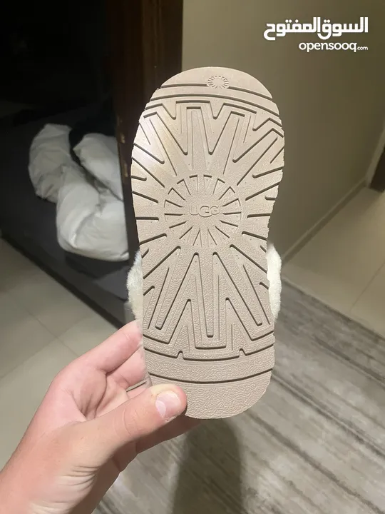 UGG disquette slippers (39, 9)