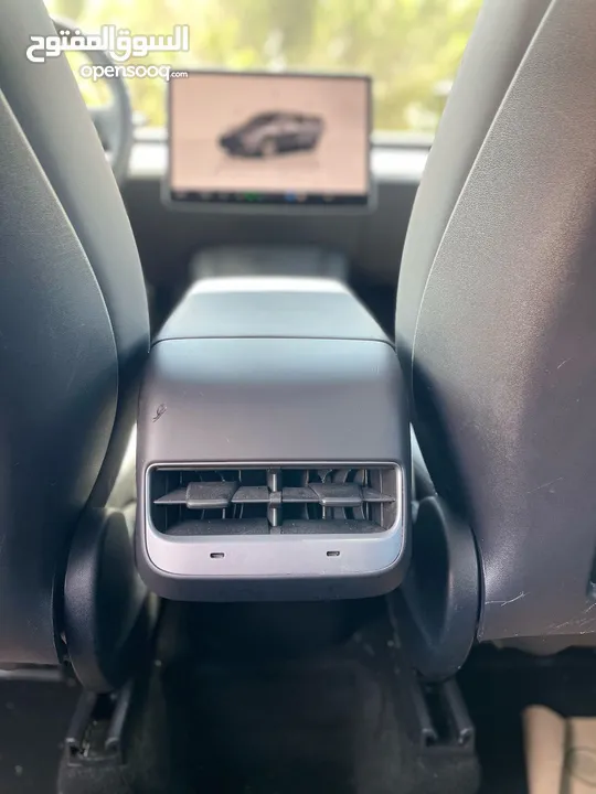 ‏TESLA MODEL Y 2022 LONG RANGE فل اضافات فحص كامل بسعر مناسب Dual Motor