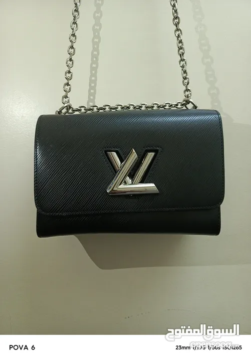 شنطه يد Louis Vuitton