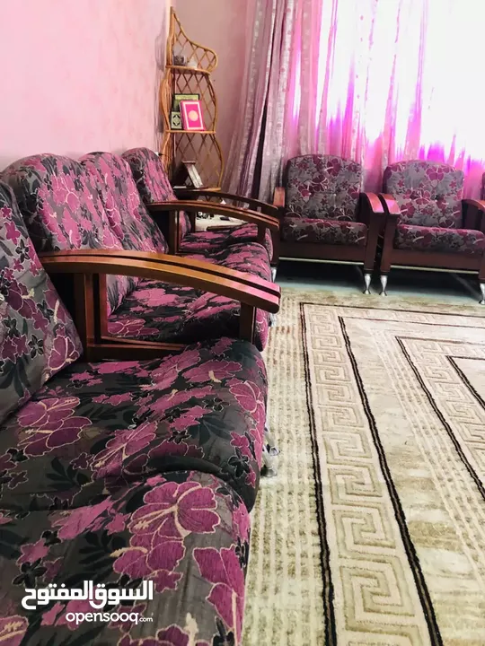 طقم غرفة جلوس لون بنفسجي