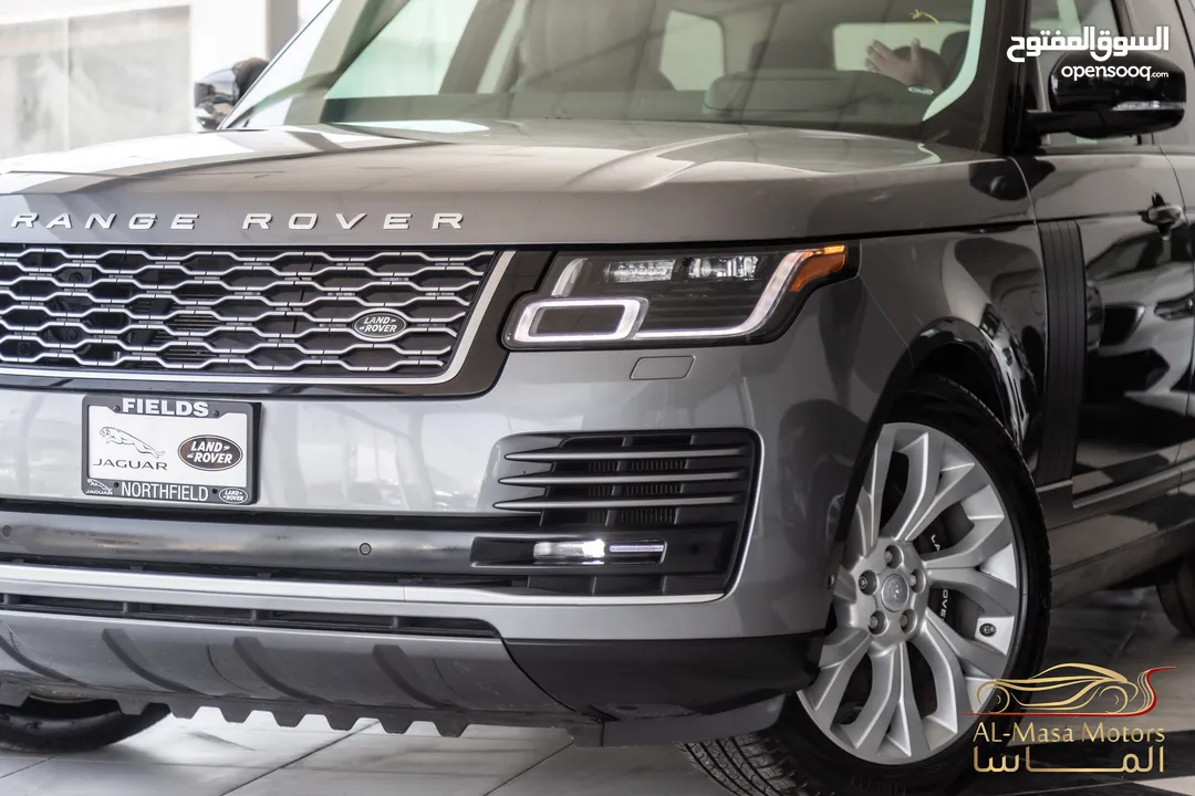 Range Rover Vogue Hse 2020 Plug in hybrid   السيارة بحالة الوكالة و قطعت مسافة 50,000 ميل فقط