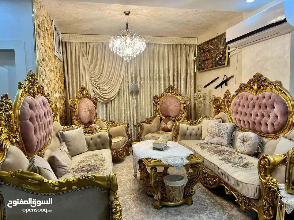 كنب مصري الفاخر وبوفيه وطاولة سفره