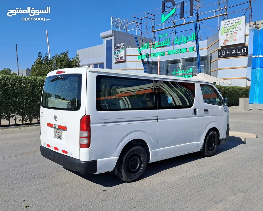 Toyota Hiace Passenger 2005